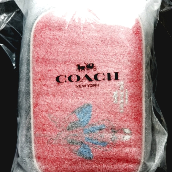 Coach │ Marvel Convertible BeltBag With Spider-Man - Picture 3 of 5